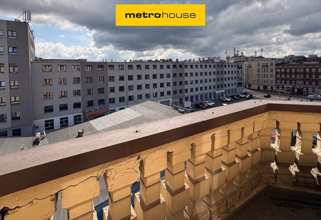 Mieszkanie trzypokojowe na sprzedaż Katowice, Plac Oddziałów Młodzieży Powstańczej  67m2 Foto 1