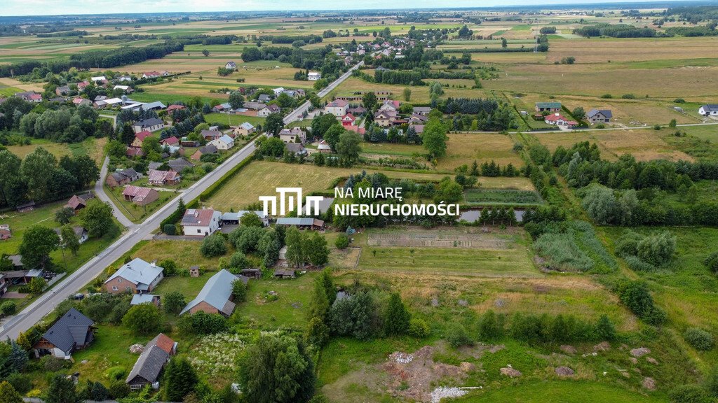 Działka inwestycyjna na sprzedaż Pigany  2 600m2 Foto 1