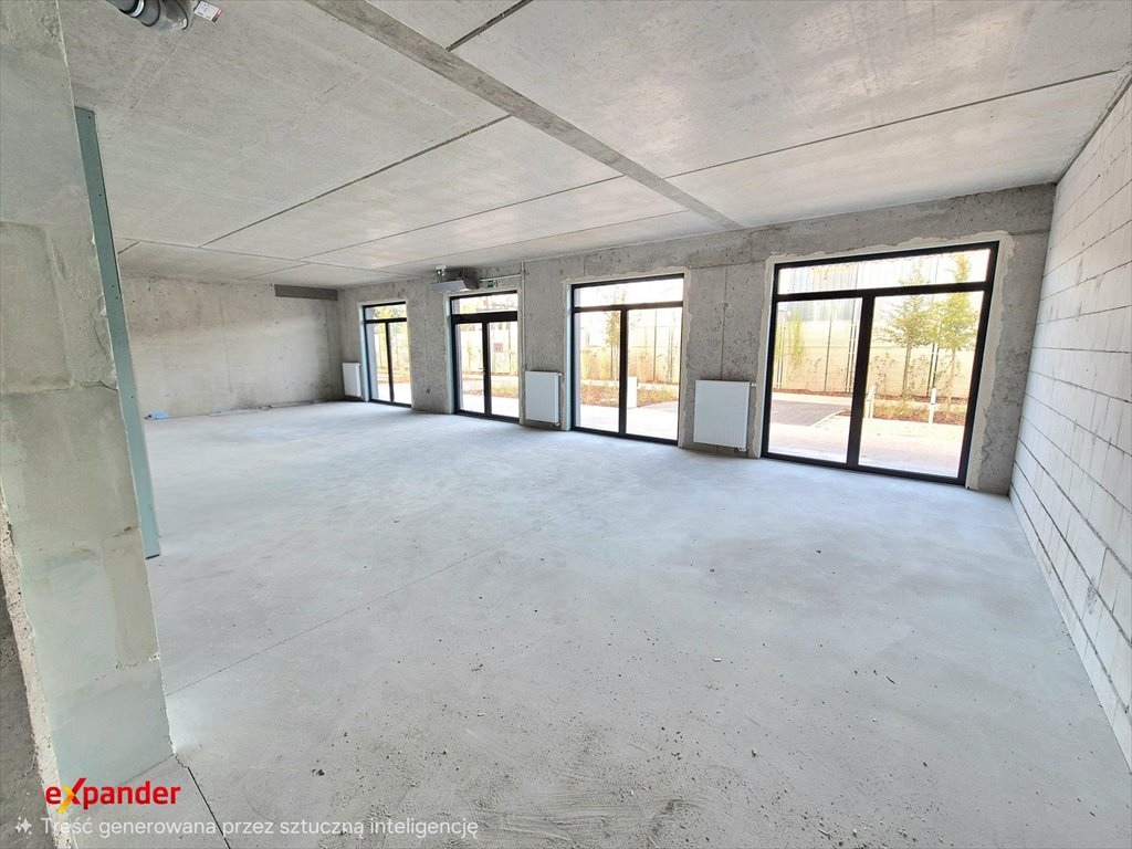 Lokal usługowy 134m2 z dużą witryną i możliwością ogródka Wrocław, Międzyleska  133m2 Foto 1