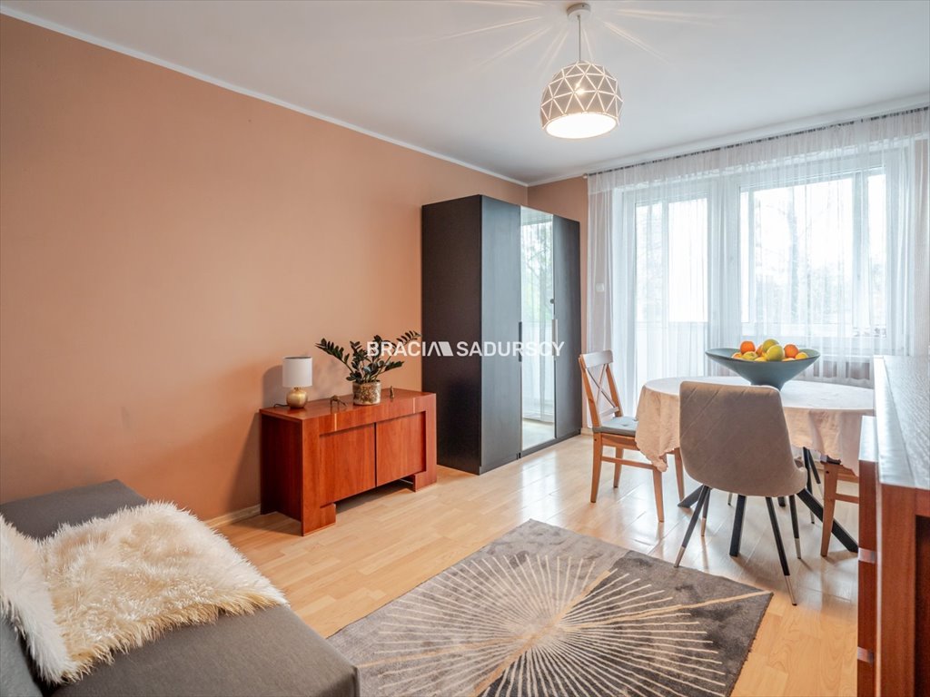 Na sprzedaż 3-pokojowe mieszkanie z balkonem i potencjałem inwestycyjnym Kraków, Krowodrza, Łobzów, Juliusza Lea  47m2 Foto 1