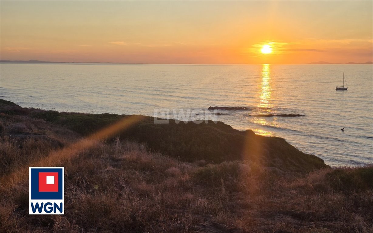 Apartament 96 m2 przy plaży z basenem i widokiem Włochy, Lu Bagnu  96m2 Foto 1