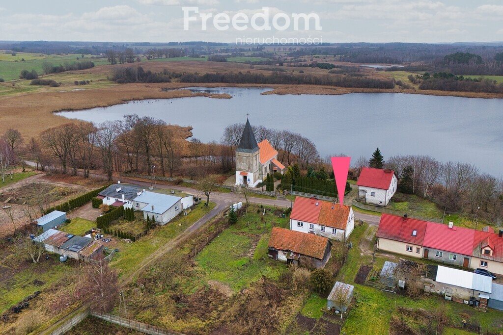 Dom bliźniak 69 m2 z dużym potencjałem blisko jeziora Gardyny  69m2 Foto 1