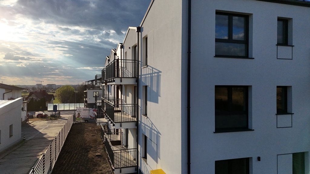 Mieszkanie trzypokojowe na sprzedaż Rzeszów, al. gen. Władysława Sikorskiego  63m2 Foto 1