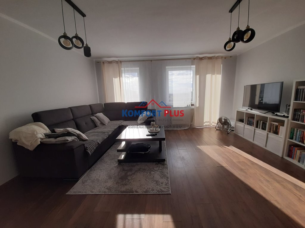 Mieszkanie dwupokojowe na sprzedaż Toruń, Koniuchy, Koniuchy  56m2 Foto 1