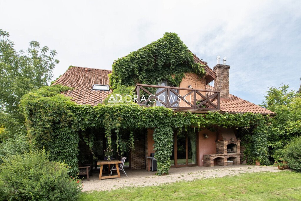 Komfortowy dom 7 pokoi, ogród, garaż, sauna, blisko centrum Łomianki  310m2 Foto 1
