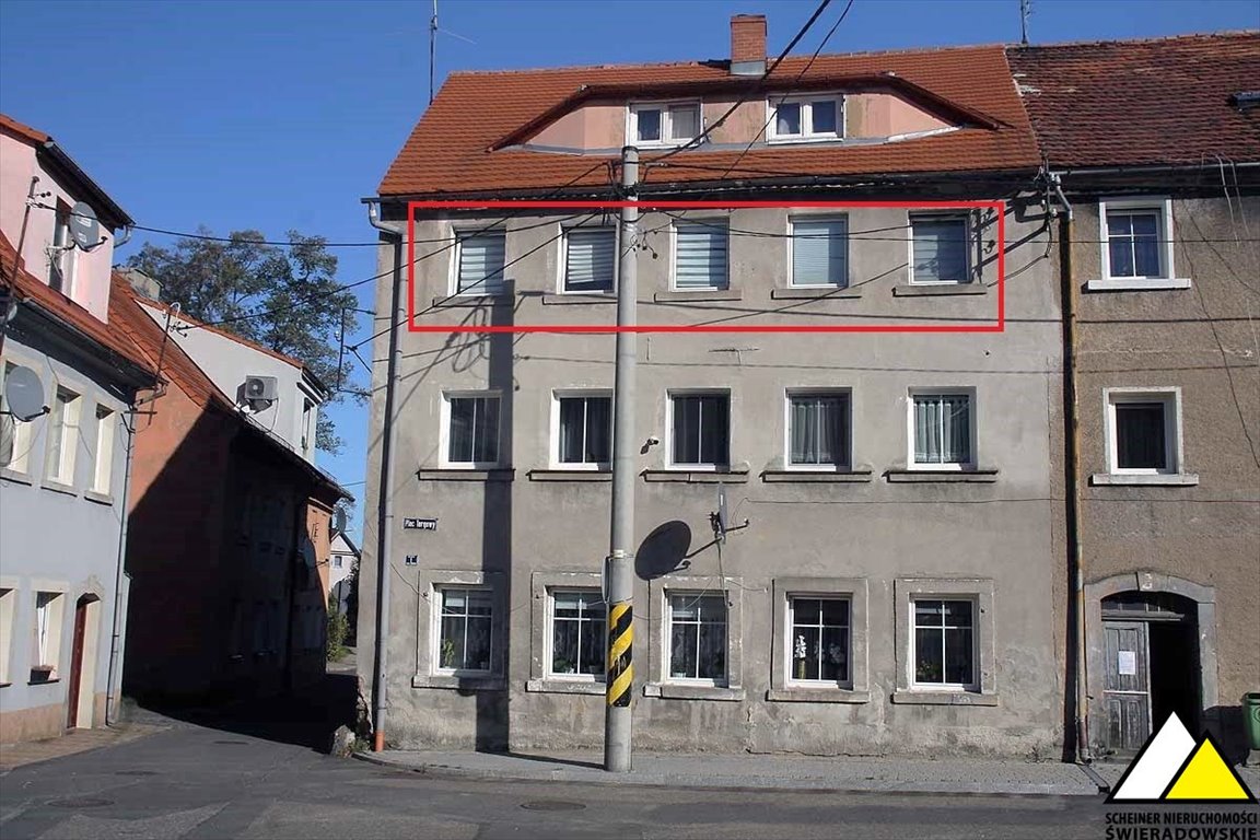 Mieszkanie trzypokojowe na sprzedaż Mirsk, Mirsk  49m2 Foto 1