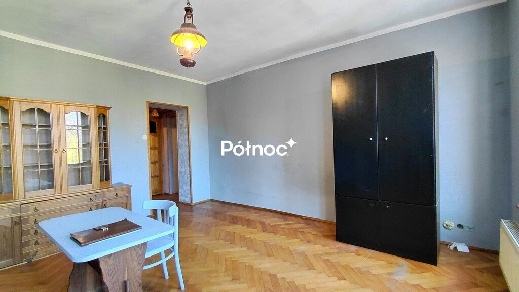 Kawalerka 29 m2 w centrum Bolesławca, umeblowana, ogrzewanie miejskie Bolesławiec, rynek Rynek  29m2 Foto 1