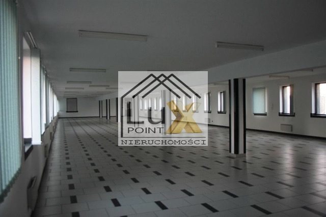 Lokal użytkowy na sprzedaż Piastów, Juliusza Słowackiego 3 694m2 Foto 1 Lokal użytkowy na sprzedaż Piastów, Juliusza Słowackiego 3 694m2 Foto 1