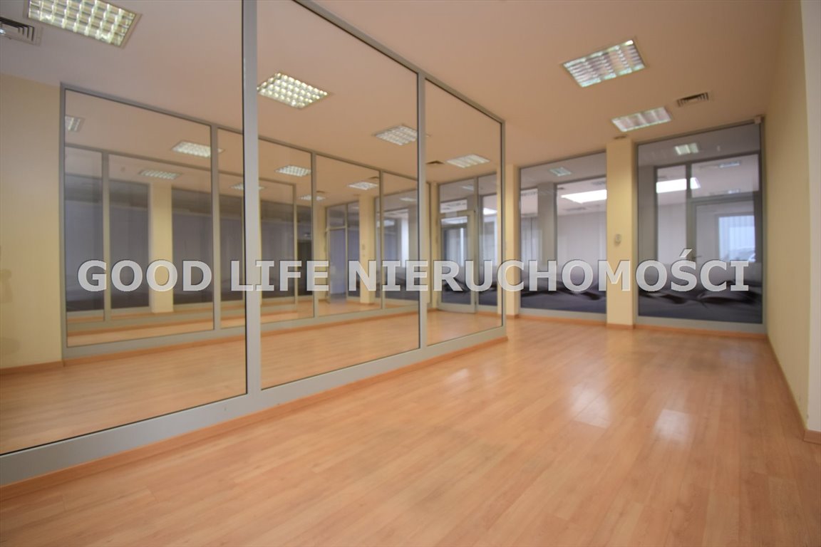 Lokal biurowo-usługowy 210 m2 z parkingiem i dostępem 24h Rzeszów, Boya-Żeleńskiego  210m2 Foto 1