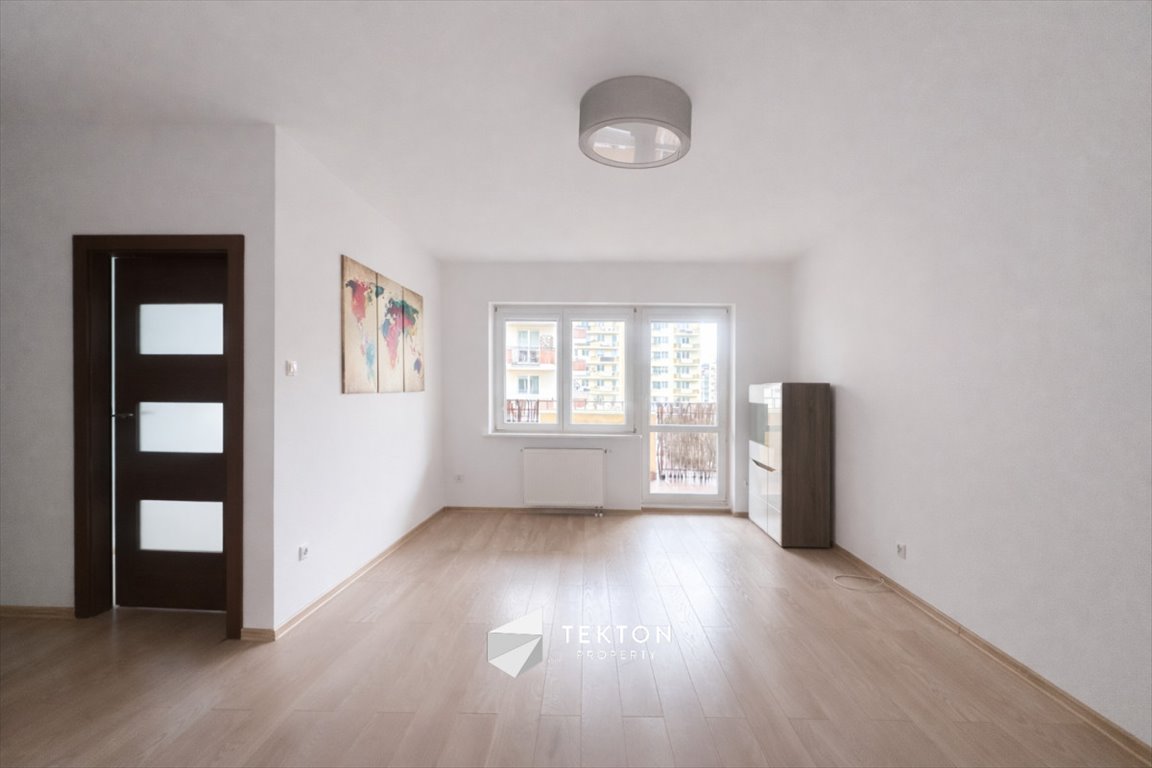 Przestronne 3-pokoje z loggią, winda, miejsce garażowe Warszawa, Ursus Skorosze, Tomcia Palucha  60m2 Foto 1