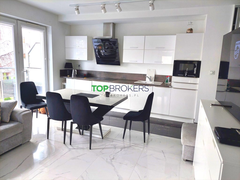 Mieszkanie trzypokojowe na wynajem Łomianki, Krzysztofa Kamila Baczyńskiego  65m2 Foto 1