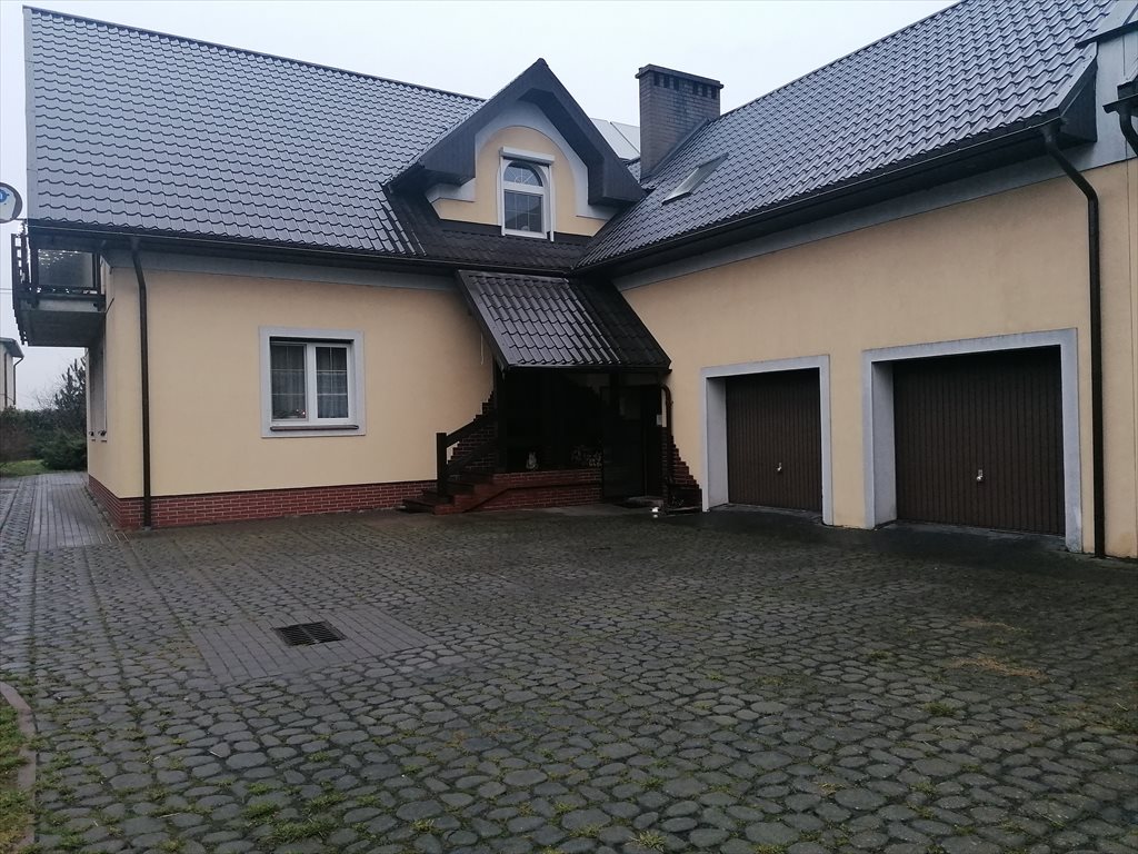 Sprzedam przestronny dom 381 m² z potencjałem na biznes i wielopokoleniową rodzinę Kalisz  381m2 Foto 1