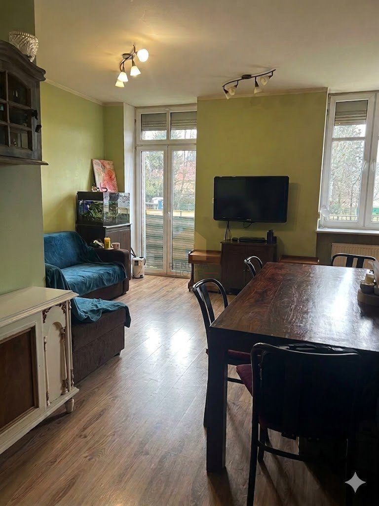 Przestronne 2-pokojowe mieszkanie 63 m² - balkon i piwnica Legnica  63m2 Foto 1