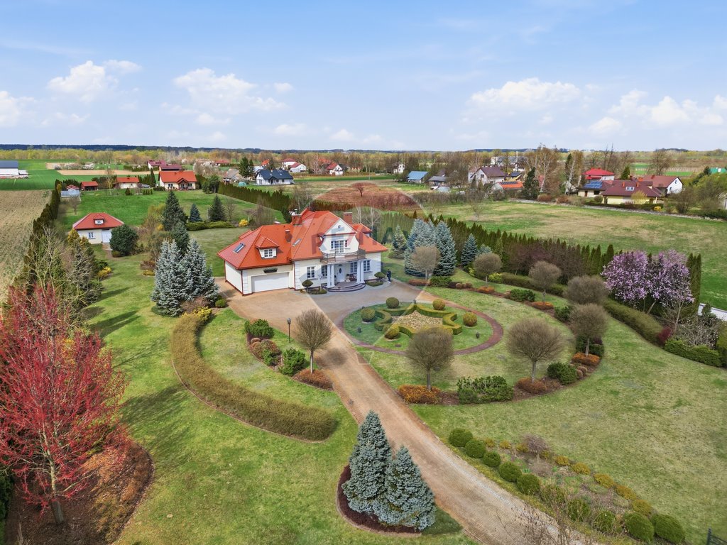 Przestronny dom 200 m² z ogrodem, cisza i spokój Baranów Sandomierski, Podzamcze  190m2 Foto 1