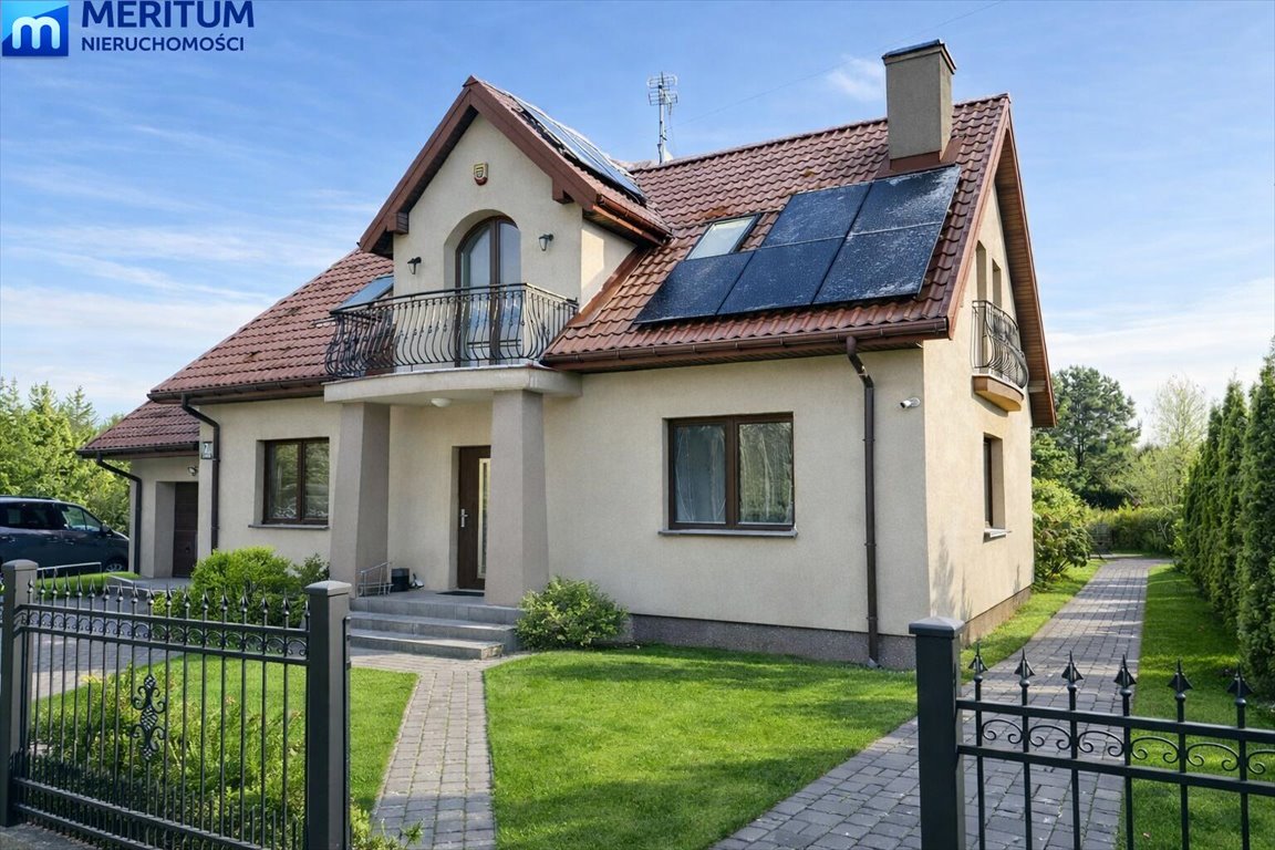 Przestronny dom 220 m2 z ogrodem, garażem i nowoczesnymi udogodnieniami Osowiec  220m2 Foto 1