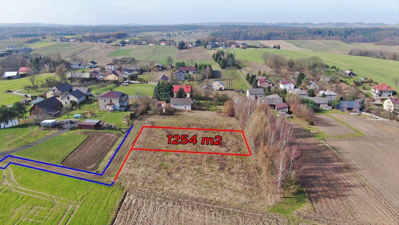 Na sprzedaż malownicza działka 1253 m² pod wymarzony dom Łobzów  1 253m2 Foto 1