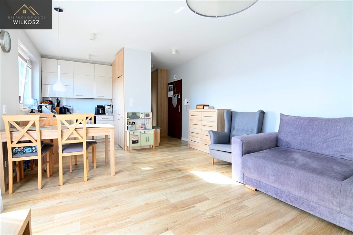 Nowoczesne 2 pokoje z balkonem i komórką, gotowe do wprowadzenia Piła, Zielona Dolina  44m2 Foto 1