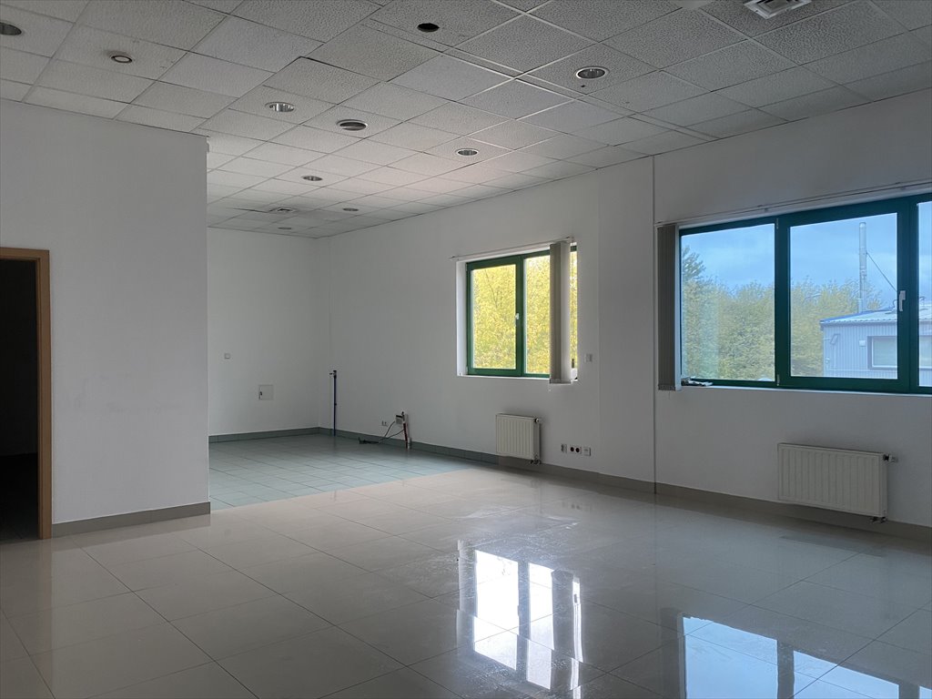 800 m² biuro lub produkcja od zaraz w Piasecznie polecam Piaseczno, Puławska 34  750m2 Foto 1