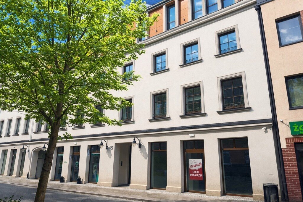 Przestronny lokal usługowy 237 m², widoczny od ulicy Tuwima Łódź, Juliana Tuwima  237m2 Foto 1