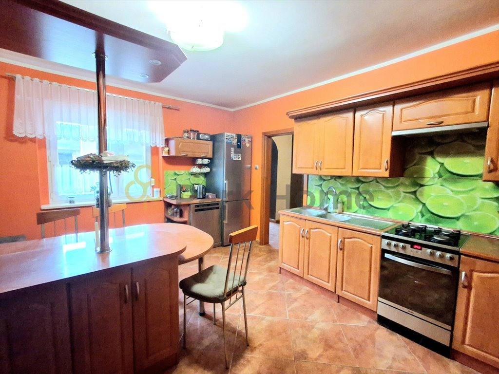 Przestronny dom 192,9 m² z balkonem i garażem Żytowiecko  193m2 Foto 1