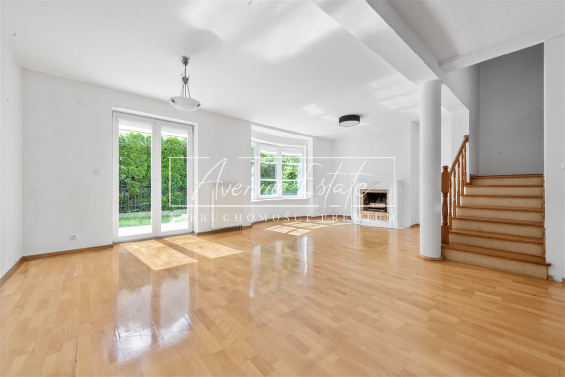 Segment środkowy z ogrodem w Wilanowie, 7 pokoi, garaż Warszawa, Wilanów, Syta  230m2 Foto 1