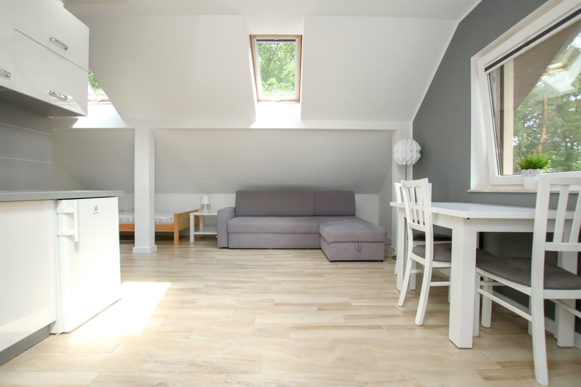 Atrakcyjny apartament 27 m2 z pełnym wyposażeniem i wysokim standardem Dębina, Cyprysowa  27m2 Foto 1