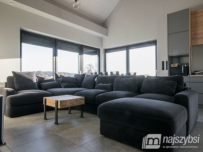 Dom nad jeziorem z panelami słonecznymi i pompą ciepła Świdwin, Obrzeża  199m2 Foto 1