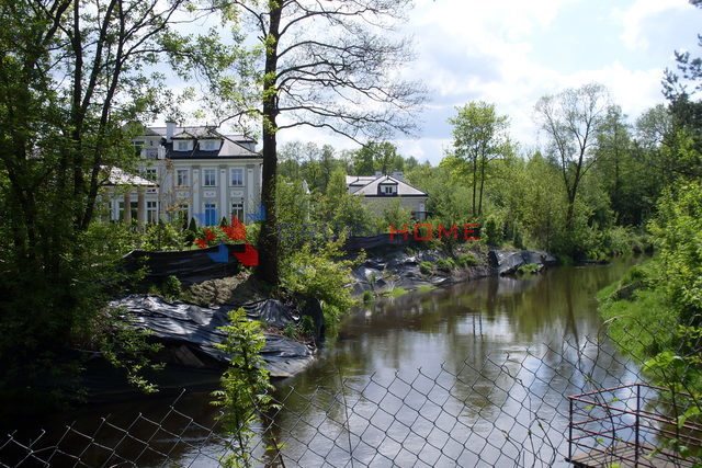 Działka 1775 m² z widokiem na Jeziorkę, media, do zabudowy Konstancin-Jeziorna  1 775m2 Foto 1