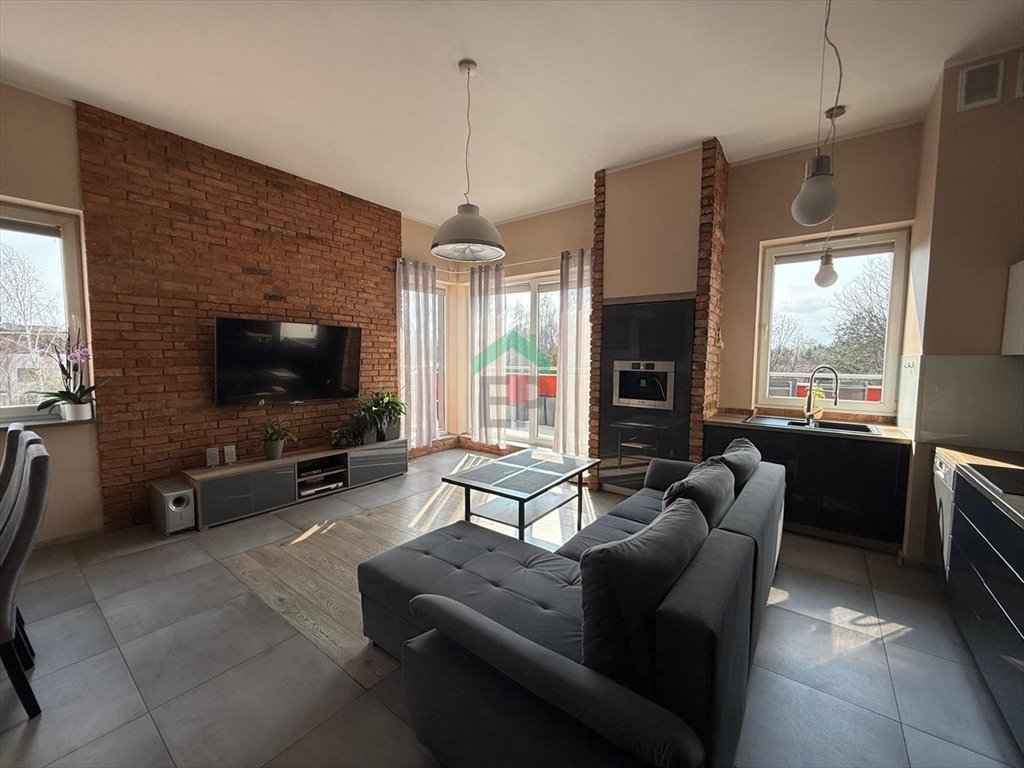 Przestronne 3-pokojowe mieszkanie z tarasem i widokiem.: Częstochowa Parkitka
