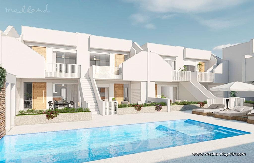 Nowoczesne 2-pokojowe z tarasem i basenem w San Pedro Hiszpania, Lo Pagan  67m2 Foto 1