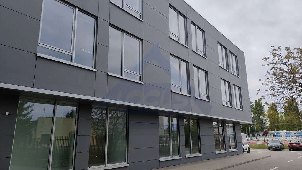 Nowoczesny lokal 350 m2 z biurem i parkingiem w Warszawie Warszawa, Białołęka  350m2 Foto 1