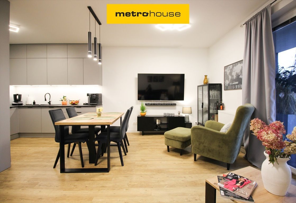 Mieszkanie czteropokojowe  na sprzedaż Pabianice, Centrum, Konopnickiej  89m2 Foto 1