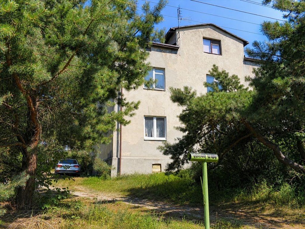 Urokliwy dom z potencjałem, 221 m², las i zieleń Międzyborów  221m2 Foto 1