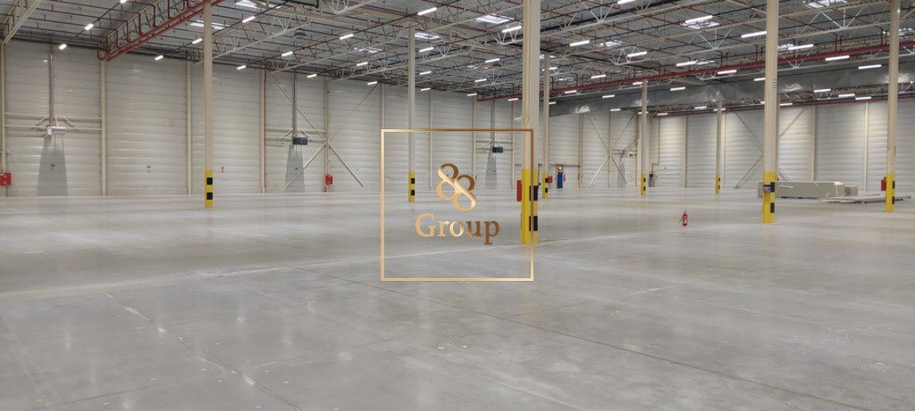 Magazyn 3025m² z biurem, dokami i antresolą - polecam! Piaseczno  3 025m2 Foto 1