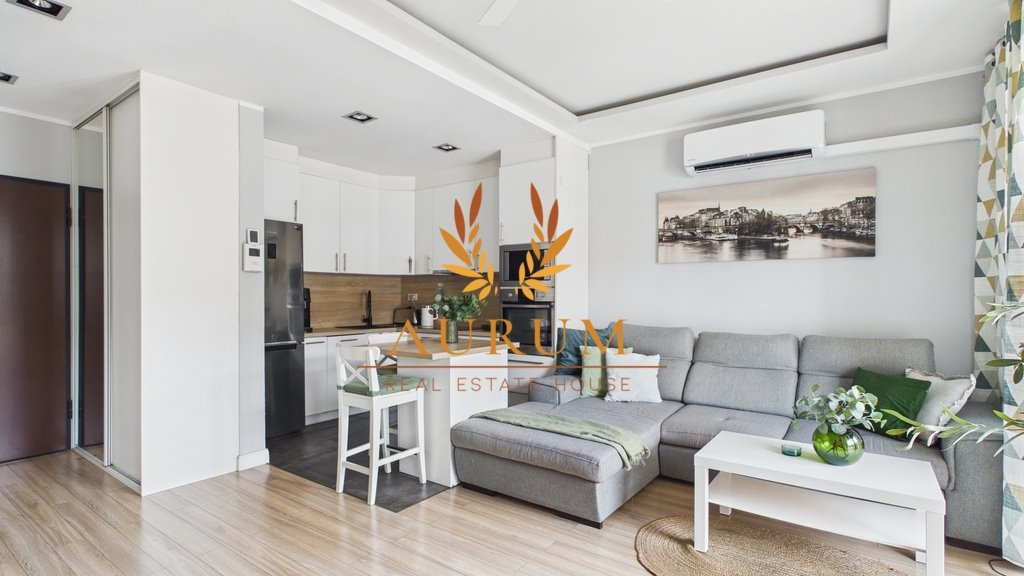Sprzedam komfortowe mieszkanie 43 m² z balkonem w Wilanowie Warszawa, Wilanów, Miasteczko Wilanów, Franciszka Klimczaka  43m2 Foto 1
