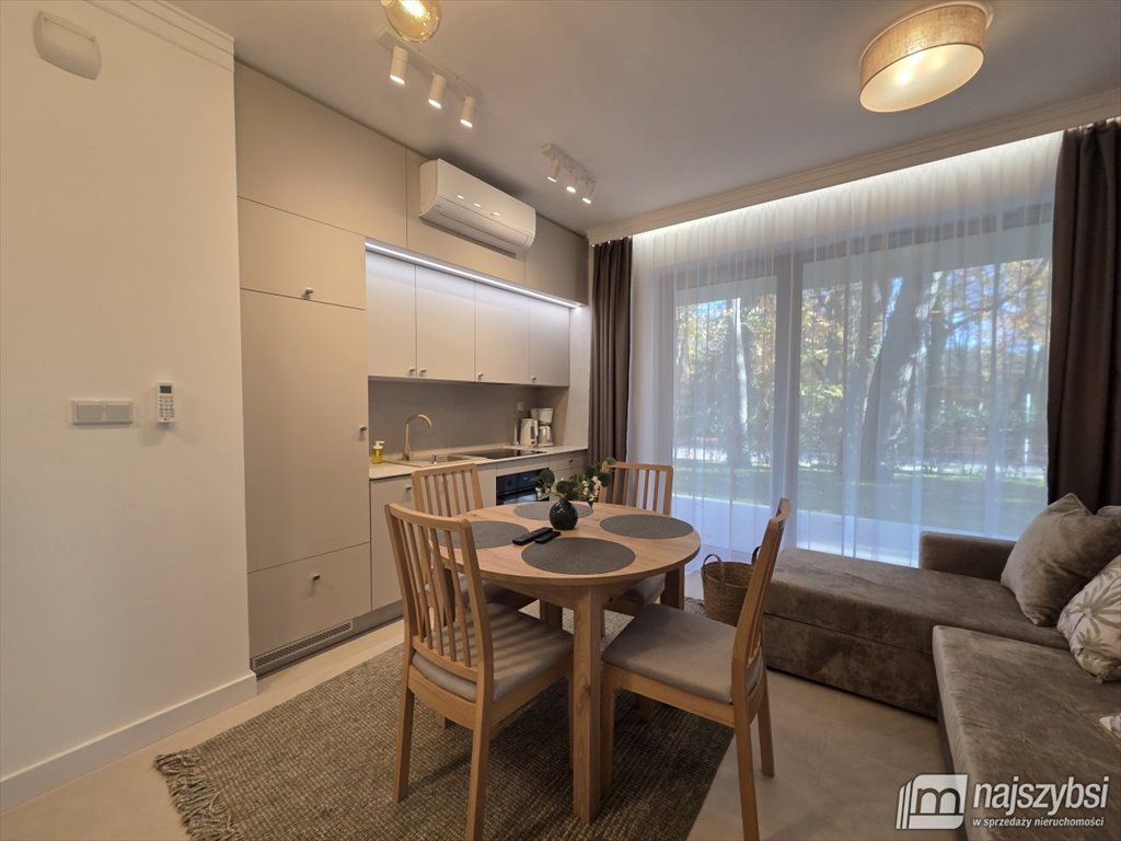 Zapraszam do wykończonego apartamentu z dużym tarasem i spa w Świnoujściu Świnoujście, Nadmorska  46m2 Foto 1