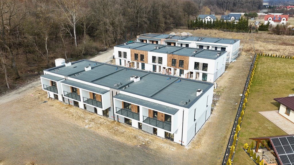 Zapraszam do obejrzenia nowoczesnego 3-pokojowego mieszkania z tarasem i ogrodem Rzeszów, Załęże, Nefrytowa  58m2 Foto 1