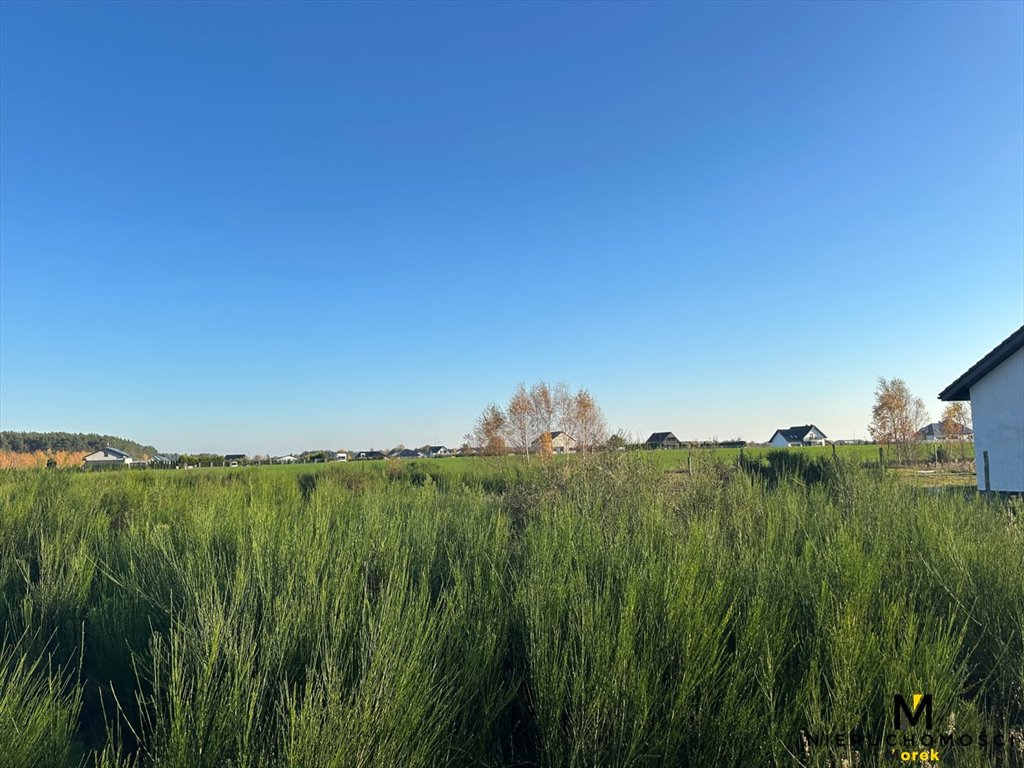 Działka pod dom z projektem, las, blisko Kołobrzegu Charzyno  1 003m2 Foto 1