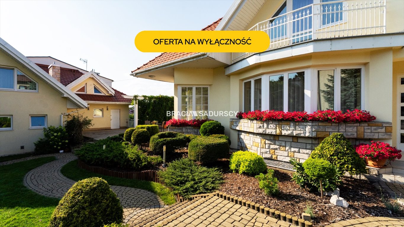 Zapraszam do domu z biurami, ogród, 12 pokoi w Wieliczce Wieliczka, Wieliczka, Kochanowskiego  775m2 Foto 1