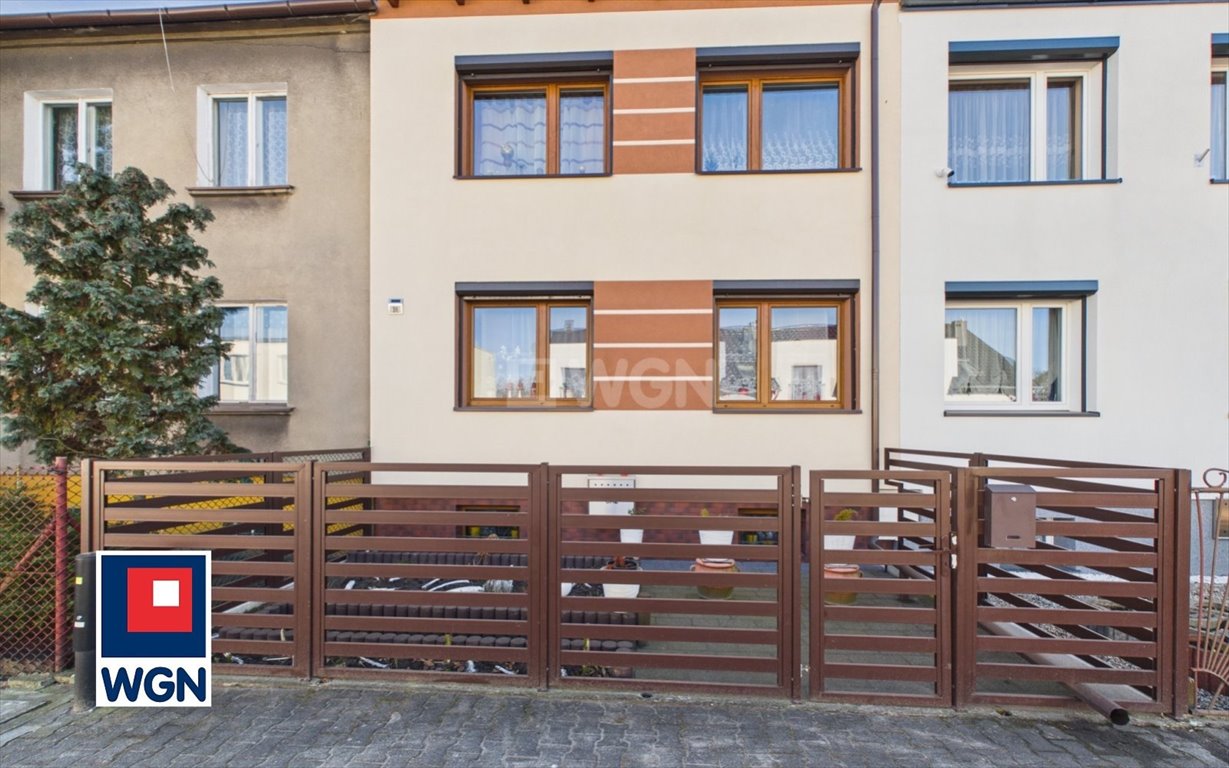 Sprzedam przestronny dom 120 m² z ogrodem i garażem w Kościanie Kościan, Wojciecha Maya  170m2 Foto 1