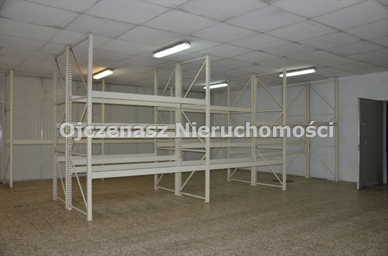 Magazyn 524 m2 z biurami, parkingiem i nośnością 5t Bydgoszcz, Brdyujście  524m2 Foto 1