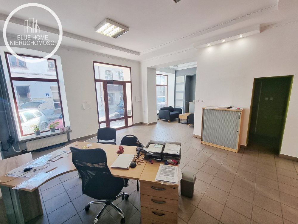 Na wynajem przestronny lokal usługowy 85 m² w centrum Chełma Chełm, Pijarska  85m2 Foto 1