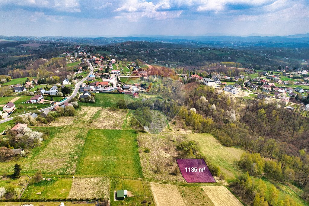 Działka budowlana 1137 m2 w Byszycach, media, spokojna okolica Byszyce  1 137m2 Foto 1