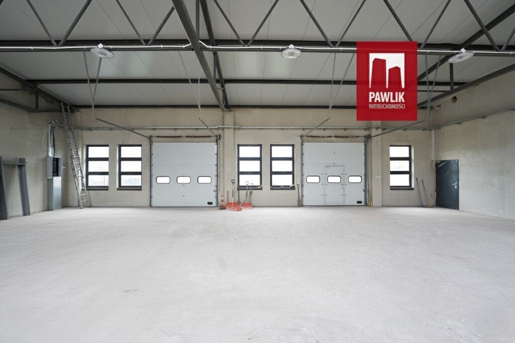 Lokal użytkowy na wynajem Łódź, Widzew, Niciarniana  495m2 Foto 1