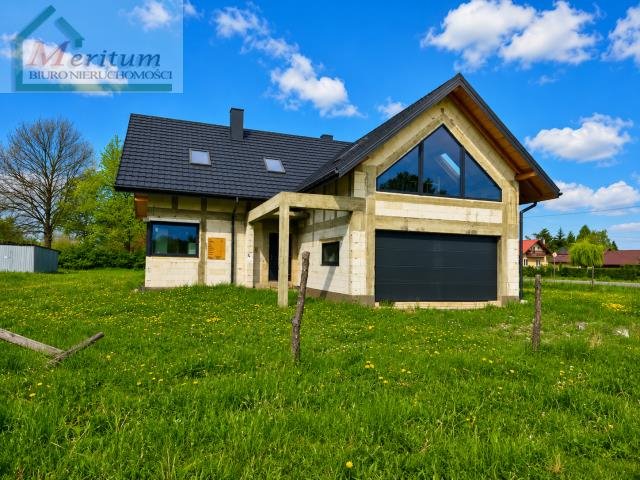 Nowoczesny dom 222 m² z dużym garażem i przestronnym wnętrzem Krosno, Krosno  222m2 Foto 1