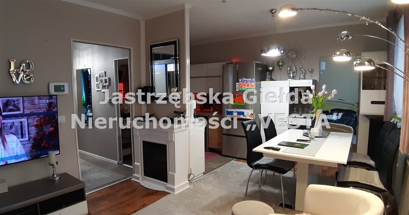 Mieszkanie czteropokojowe  na sprzedaż Jastrzębie-Zdrój, Wielkopolska  71m2 Foto 1