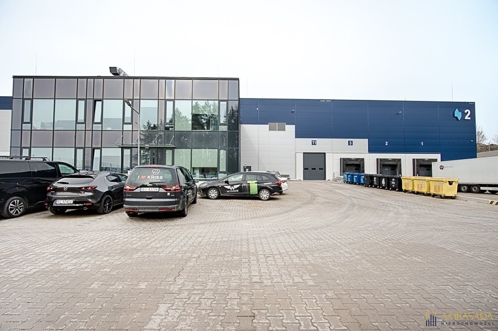 Nowoczesny magazyn 1800 m² z dokiem i certyfikatem BREEAM Żółtki-Kolonia  1 800m2 Foto 1