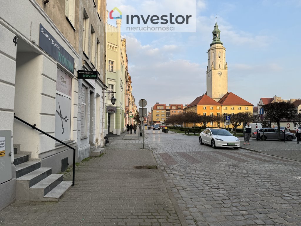 Mieszkanie na sprzedaż Namysłów, rynek Rynek  164m2 Foto 1