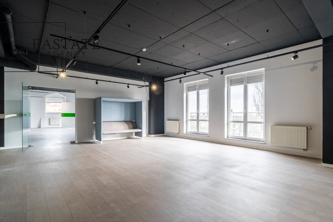 Nowoczesny biurowiec z tarasem i widokiem na morze Gdańsk, Żabianka, Aleja Grunwaldzka  202m2 Foto 1