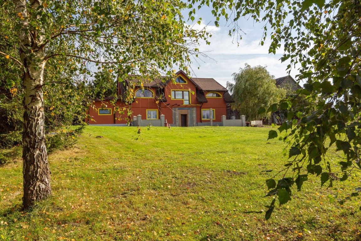 Siedlisko z jeziorem, 224 m², las, staw, idealne na agroturystykę Leleszki  224m2 Foto 1
